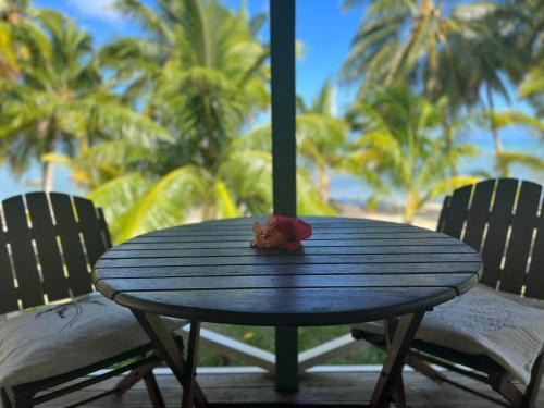 Paparei Beachfront Bungalows, Aitutaki in Arutanga