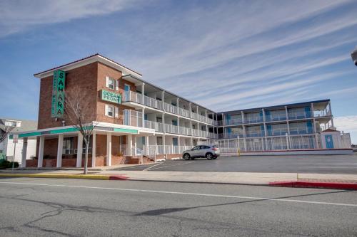 Sahara Motel - image 13