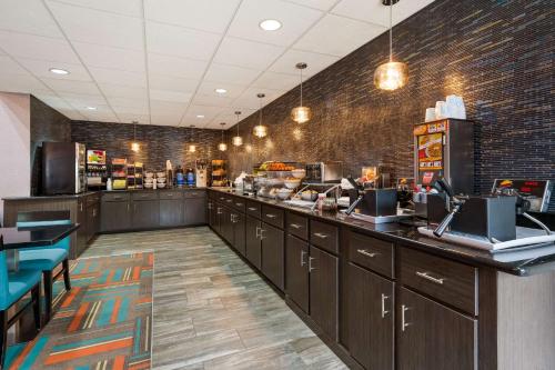 Best Western Bradbury Inn & Suites in Perry, USA