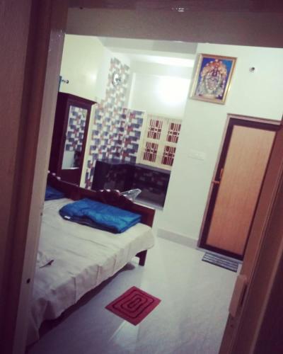 Nidhivan Guest House