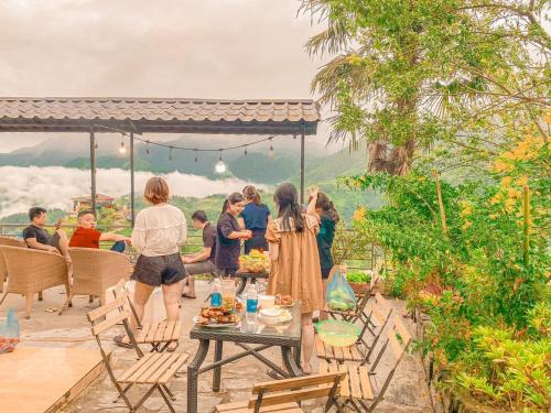 Catcat Garden Hotel near Fansipan Mountain