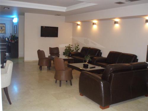 Bar/ Salón, Saint George Hotel in Asprovalta