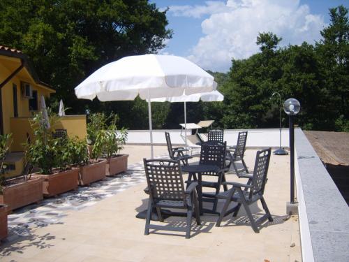 Triple Room with Garden View