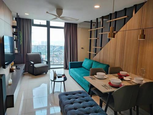 ekocheras duplex suites balcony, drinking water, 24h check in, Kuala Lumpur