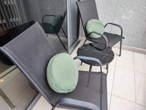 ekocheras duplex suites balcony, drinking water, 24h check in, Kuala Lumpur (fotografie 7)