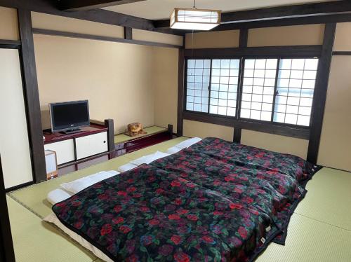 Japanese-Style Superior Triple Room with Private Bathroom