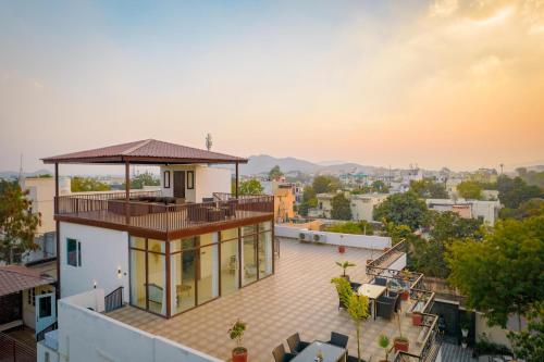 One Amiras - A Luxury Pool Villa at Fateh Sagar