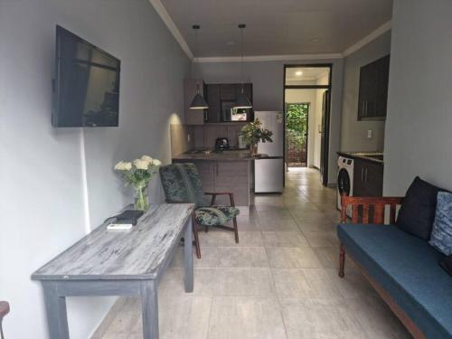 Tarrentoela selfcatering guesthouse in คาทู