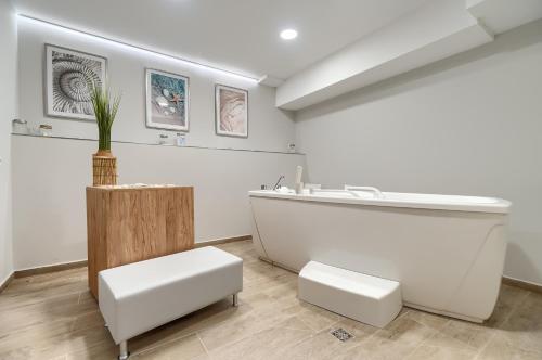 Banheira de hidromassagem, Afrodyta Spa in Uzdrowiskowa