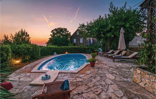 Stunning Home In Nerezisca With Outdoor Swimming Pool