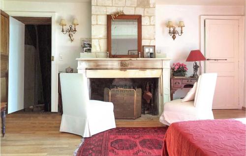 Amazing Home In Conflans Sur Anille With Sauna in Saint-Calais