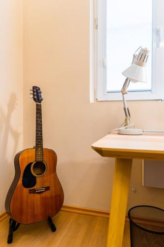 Sofia Best Area - Workspace with 300 MBPS WiFi by Flat Mаnager, Sofia (Foto 8)
