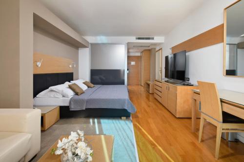 Hotel San Antonio - image 2