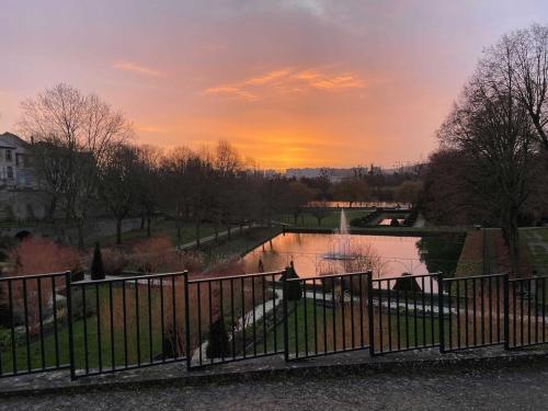 Цікаві місця поруч, Belle demeure avec piscine, vue et accès direct à la Seine, très proche de Paris (Belle demeure avec piscine, vue et acces direct a la Seine, tres proche de Paris) in Карьера-сюр-Сен