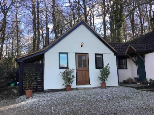 Cute studio cottage. Wood burner. Amazing views