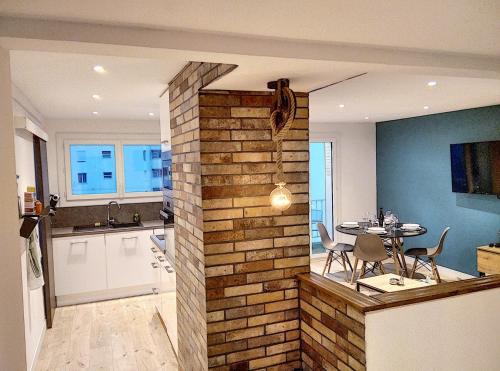 2 bedrooms, 2 beds