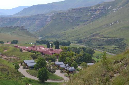 . Golden Gate Hotel and Chalets