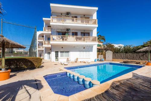 Apartamentos Can Salas in Cala Santanyi 