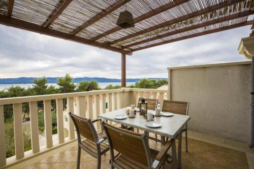 Apartment in Bol with sea view terrace air conditioning WiFi 5121-2 - image 3