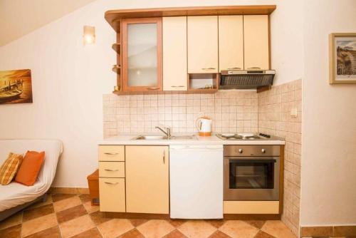 Apartment in Bol with sea view, terrace, air conditioning, WiFi 5121-5, Bol (fotografie 6)