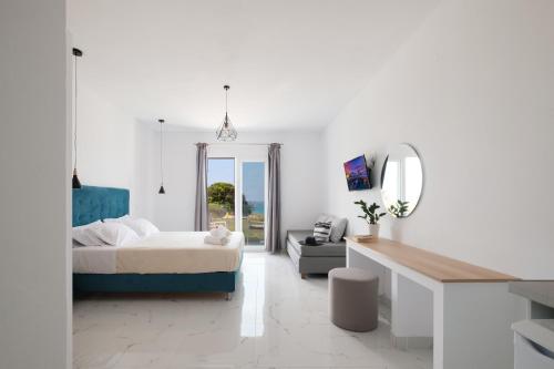 Diamond Arillas Luxury Apartments 4