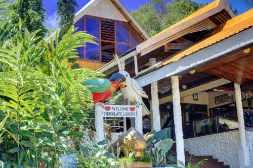 Exterior view, Honiara Hotel in Honiara