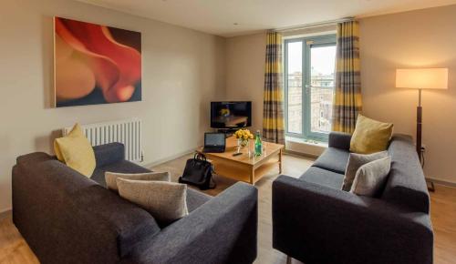 PREMIER SUITES Newcastle - Accommodation - Newcastle upon Tyne