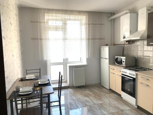Комфортна квартира, поруч з парком, Ternopilʼ