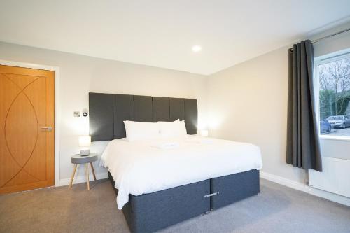 Cheshire Mews – Castleton, Derbyshire