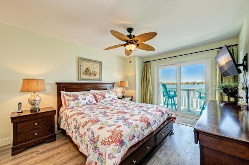 Anna Maria Island Beach Palms 5B