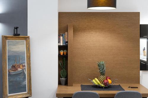 Acropolis Elegant Apartment - image 4