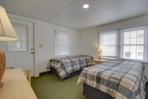 Empress Motel - image 12