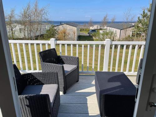 Polquhirter caravan hire at craig tara