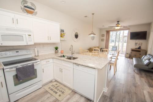 River Oaks by Palmetto Vacation Rentals in Myrtle Beach, USA