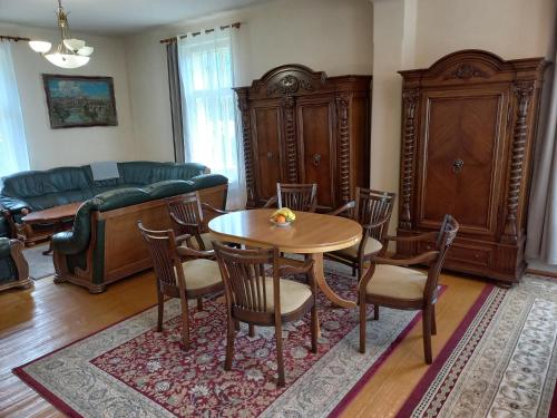 Vila Liduška (Vila Liduska) in Zátor