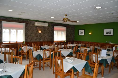 餐厅, Hotel Restaurante Las Camelias in 卡尔塔比奥