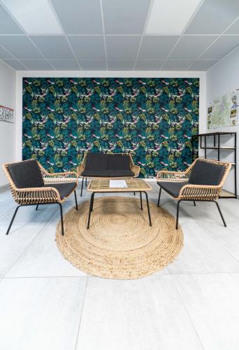 2 bedrooms, 2 beds