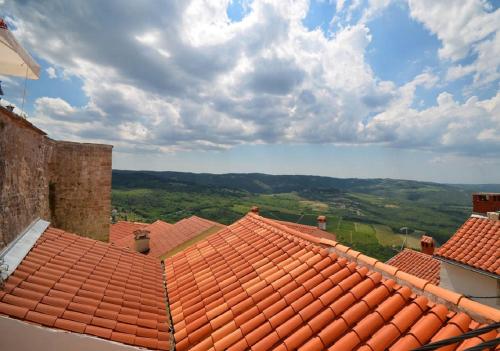 Kilátás, Apartments Galerija Motovun in Motovun