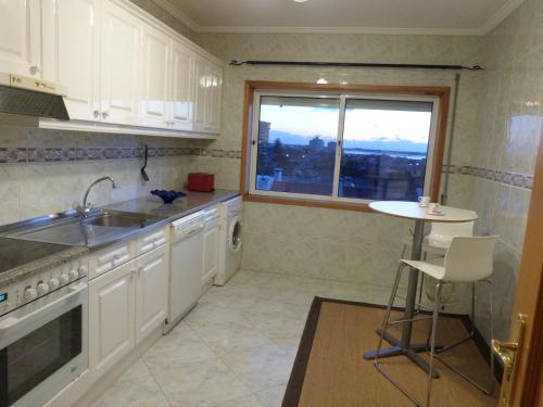  Cozy Apartment with Sunset View in Aveiro