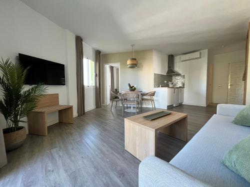 The Palm Star Ibiza - image 4