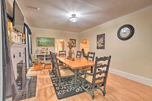 Cozy Montgomery Home Just 2 Mi to Downtown!