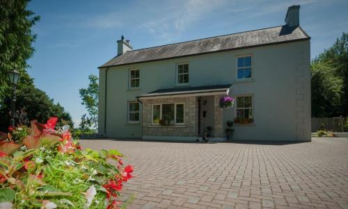 Grey Gables Farmhouse B&B