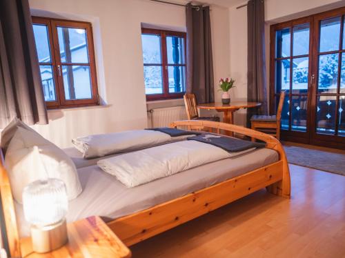 Ferienwohnungen Ebensperger - Chiemgau Karte in Breitmoos