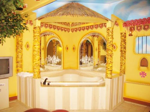 Gallery Holiday Motel 2