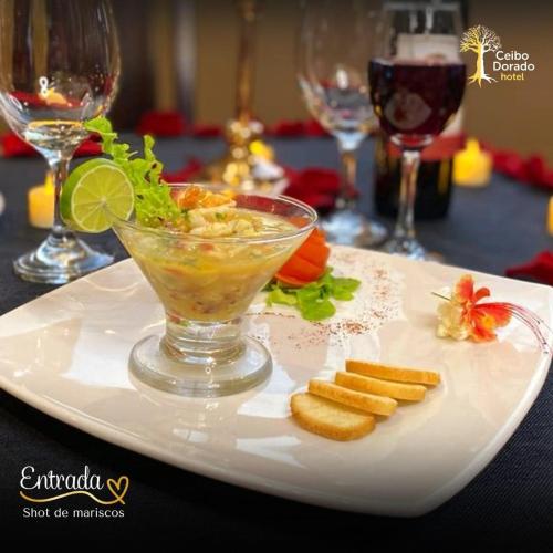 Food and beverages, Hotel Ceibo Dorado in Portoviejo