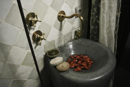 Yassine Single Room image 5