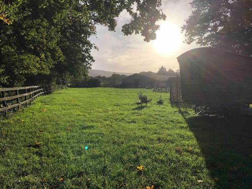 Aspen Leaves: The perfect farm retreat in Graffham