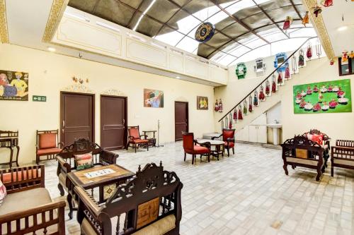 Noble House - A Heritage Home - Boraj