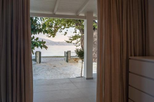 주변 환경, The Beach House, Skaloma in 스칼로마 (포키스)
