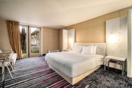 Hotel Calle Joaquin near San Luis Obispo County regionális repülőtér